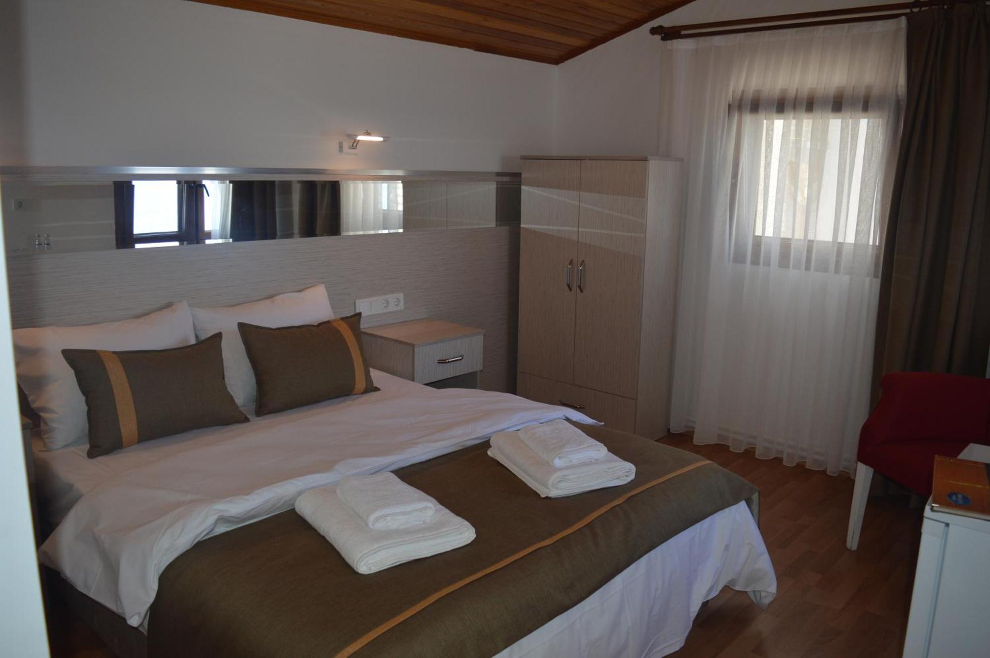Yakamoz Otel Urla Extérieur photo